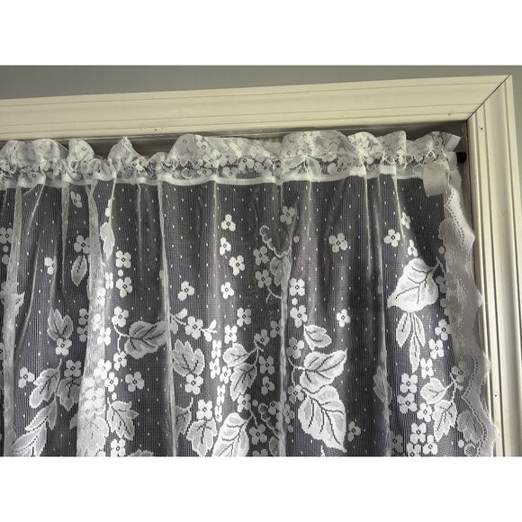 1 Panel White Floral Lace Curtain 64" L x 60" W Polyester - Picture 4 of 9